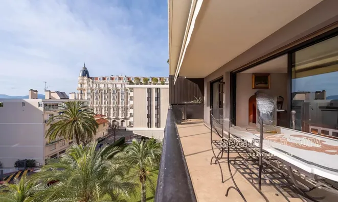 Недвижимость Property Cannes Centre-Ville: 2