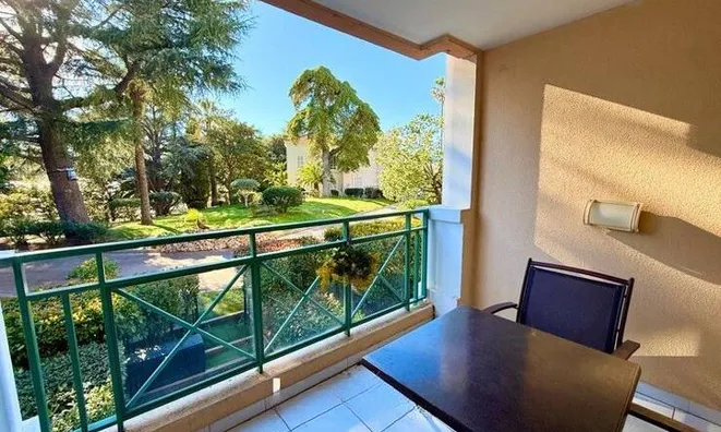 Недвижимость Villa Croix des Gardes: 1