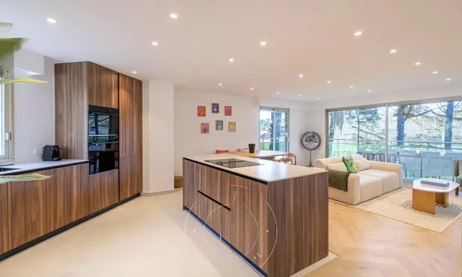 Недвижимость Villa République Cannes: 6