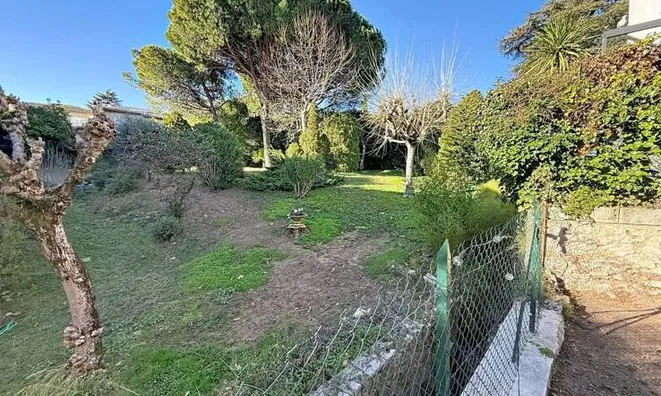 Недвижимость Villa Petit Juas: 13