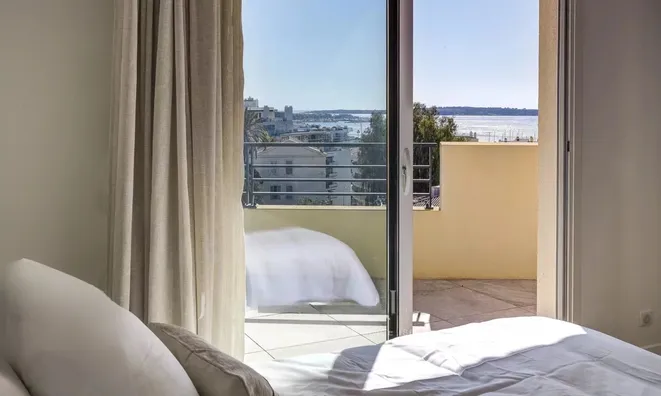 Недвижимость Villa Petit Juas: 9