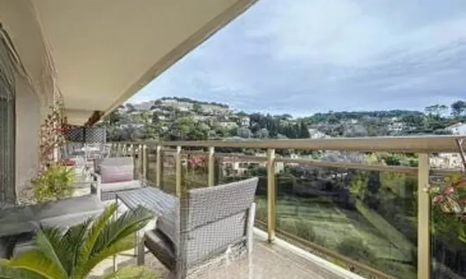 Недвижимость Property Cannes: 17