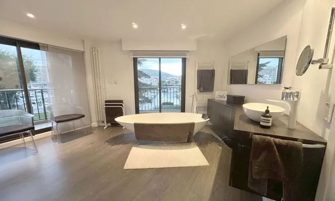 Недвижимость Villa Marina Mandelieu: 16