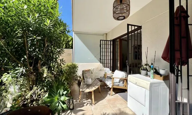 Недвижимость Villa Petit Juas: 16