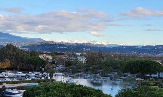 Недвижимость Villa Mandelieu Marina: 1