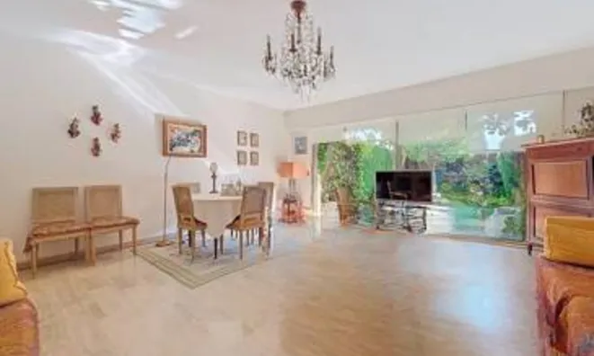 Недвижимость Villa Petit Juas: 3