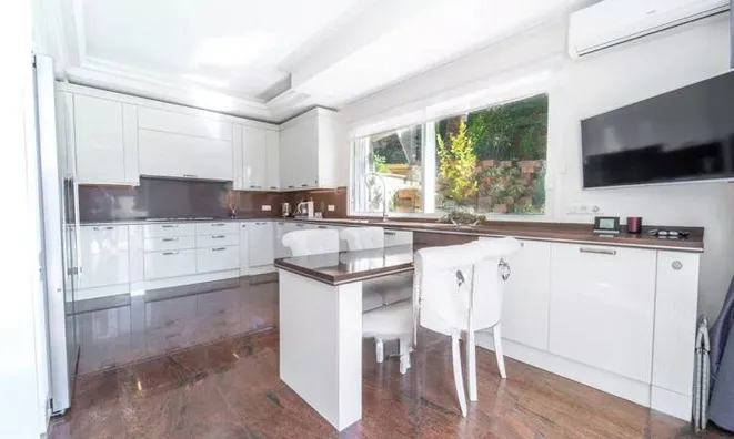 Недвижимость Villa Croix des Gardes: 9