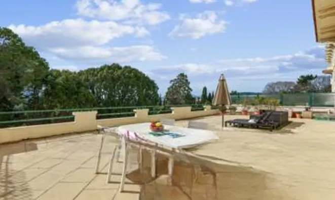 Недвижимость Villa République Cannes: 2