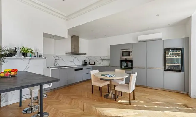 Недвижимость Villa République Cannes: 4