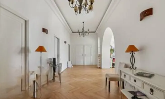 Недвижимость Villa République Cannes: 5