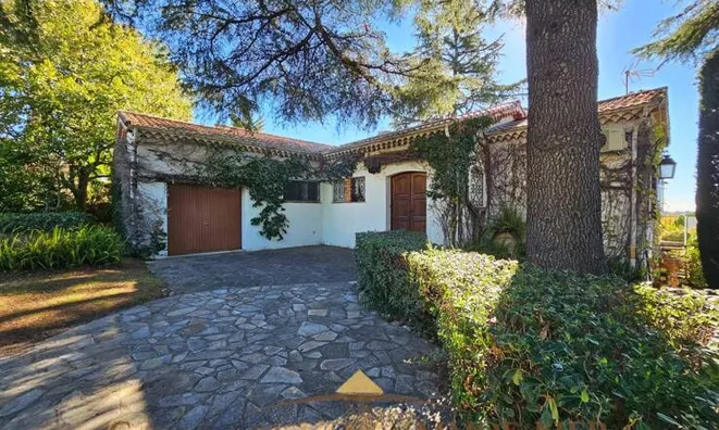 Недвижимость Villa Croix des Gardes: 4