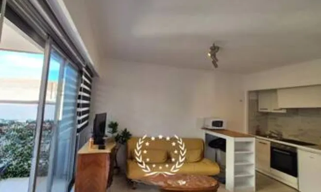 Недвижимость Villa Petit Juas: 2