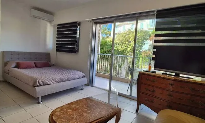 Недвижимость Villa Petit Juas: 4