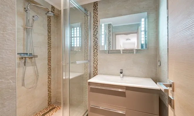 Недвижимость Villa Petit Juas: 8