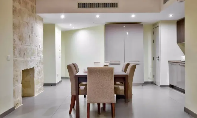 Недвижимость Central Valletta Apartment: 3