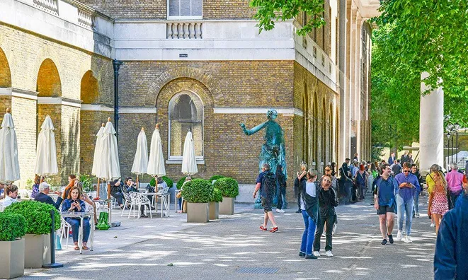 Недвижимость Cadogan Court, Draycott Avenue: 11