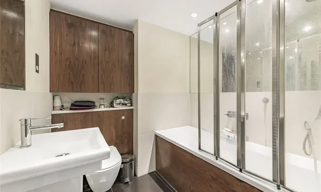 Недвижимость Cathcart Road: 9