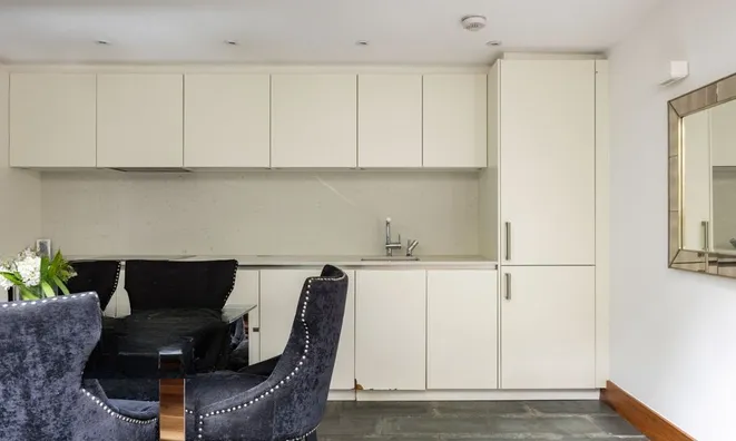 Недвижимость Drayton Gardens, Chelsea: 12