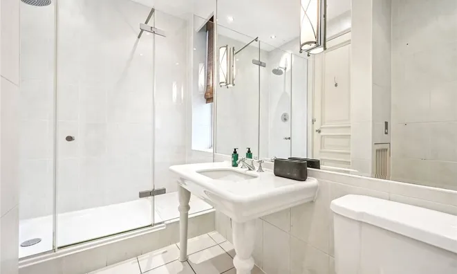 Недвижимость More's Garden, Cheyne Walk: 3