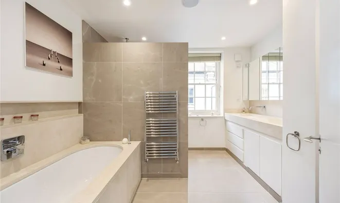 Недвижимость Roland Way: 1