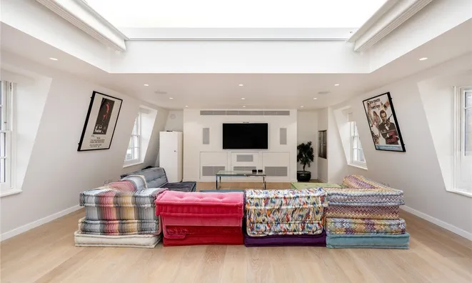 Недвижимость Roland Way: 20