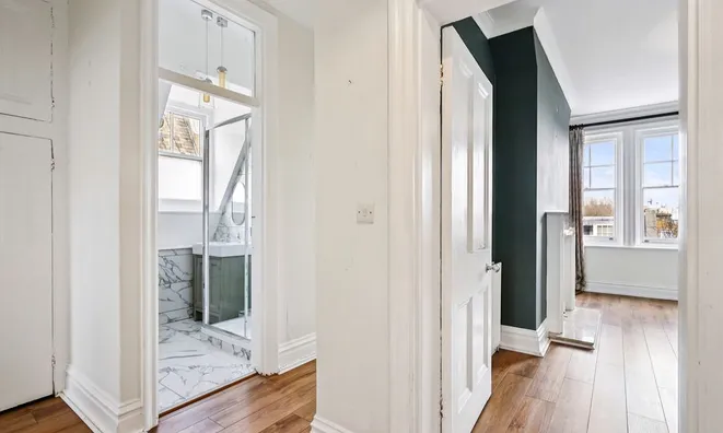 Недвижимость Park Walk: 12