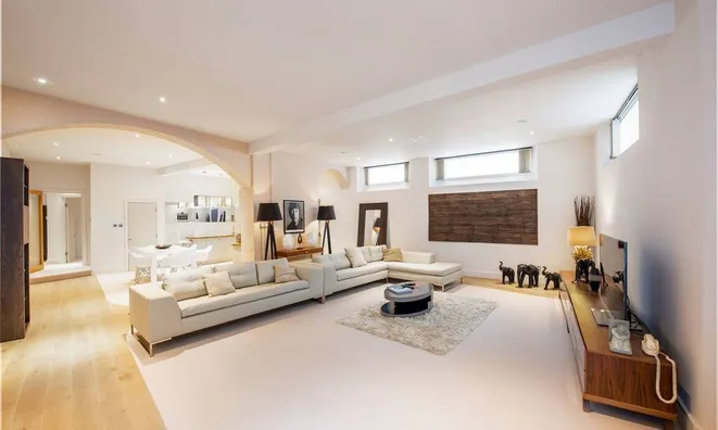 Недвижимость Roland Gardens, South Kensington: 19