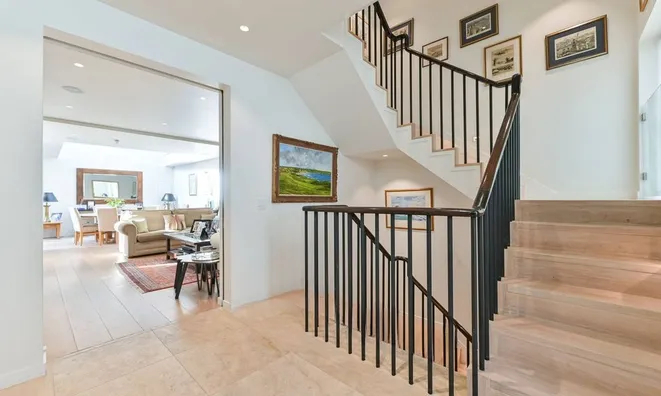 Недвижимость Roland Way, South Kensington: 32