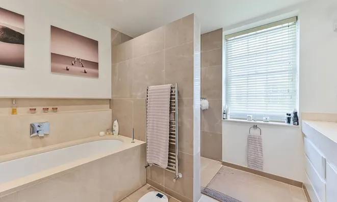 Недвижимость Roland Way, South Kensington: 46