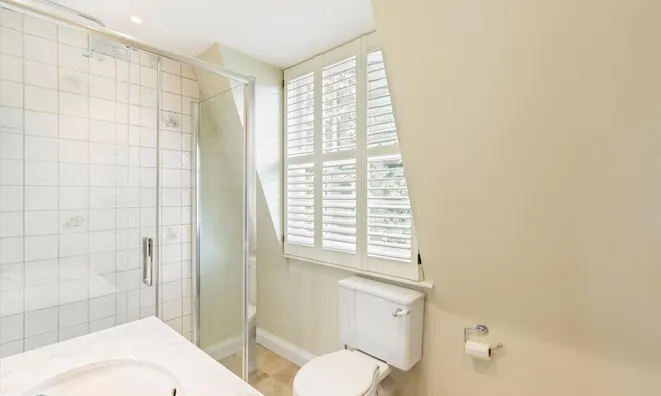 Недвижимость Markham Street: 6