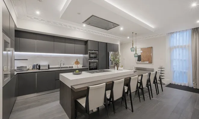 Недвижимость Hans Road: 12