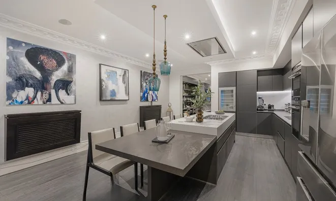 Недвижимость Hans Road: 14