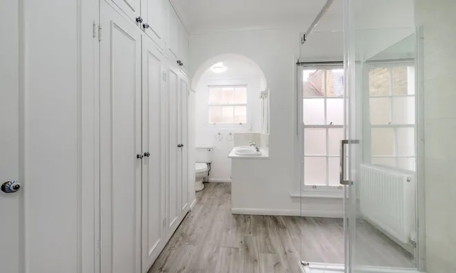 Недвижимость Hasker Street: 4