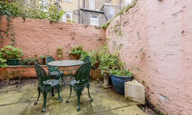 Недвижимость Hasker Street: 8