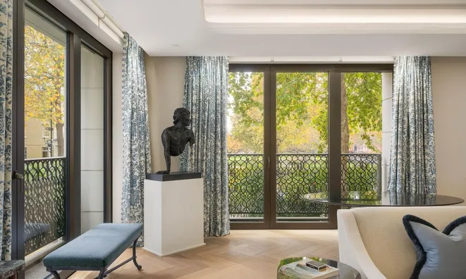 Недвижимость Whistler Square: 6