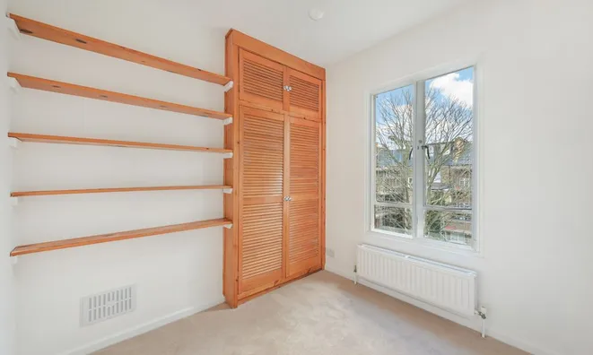 Недвижимость Cathnor Road: 4