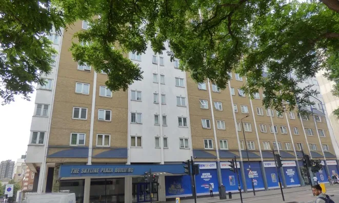 Недвижимость Commercial Road: 8