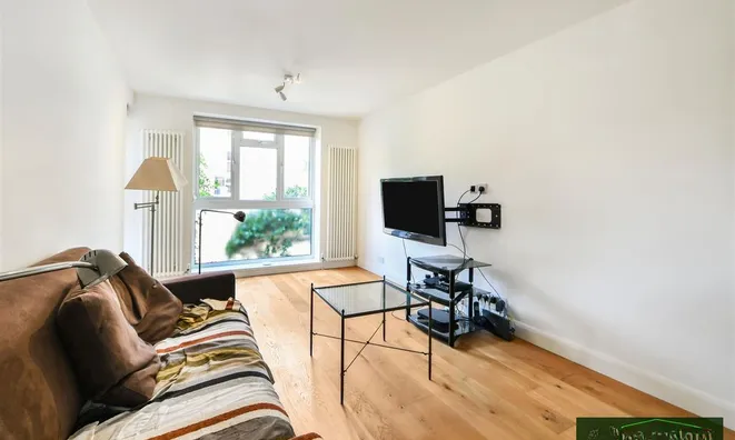 Недвижимость Diploma Avenue, East Finchley: 2