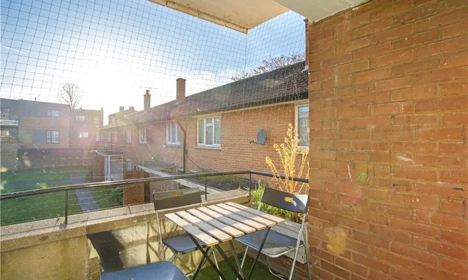 Недвижимость Bedser Court, Clarence Walk: 1