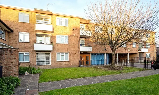 Недвижимость Bedser Court, Clarence Walk: 11