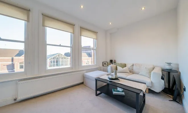 Недвижимость St Johns Hill, Battersea: 1