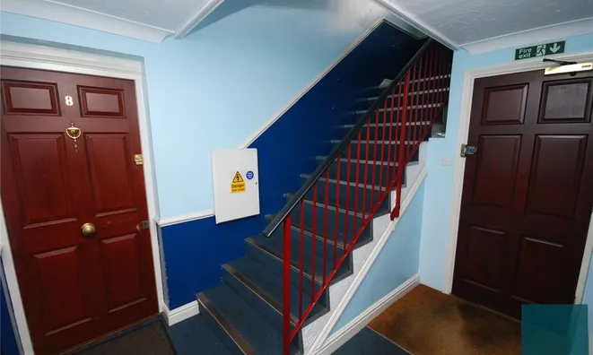 Недвижимость Dover Close, Cricklewood: 2