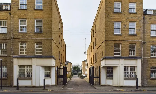 Недвижимость Cleveland Grove: 2