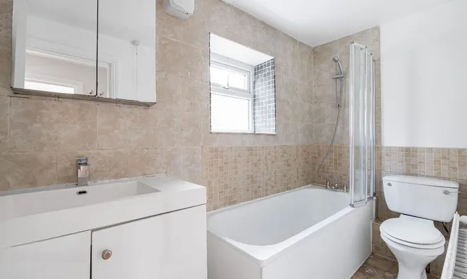 Недвижимость Coldharbour Lane: 1