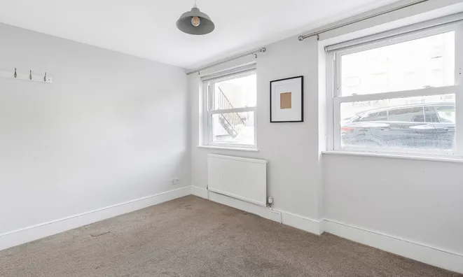 Недвижимость Coldharbour Lane: 5