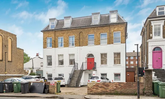 Недвижимость Coldharbour Lane: 12