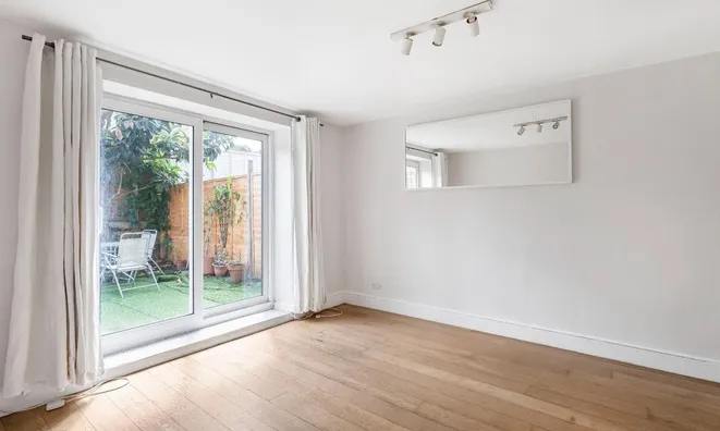 Недвижимость Coldharbour Lane: 13