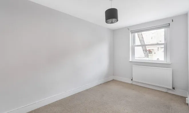 Недвижимость Coldharbour Lane: 15