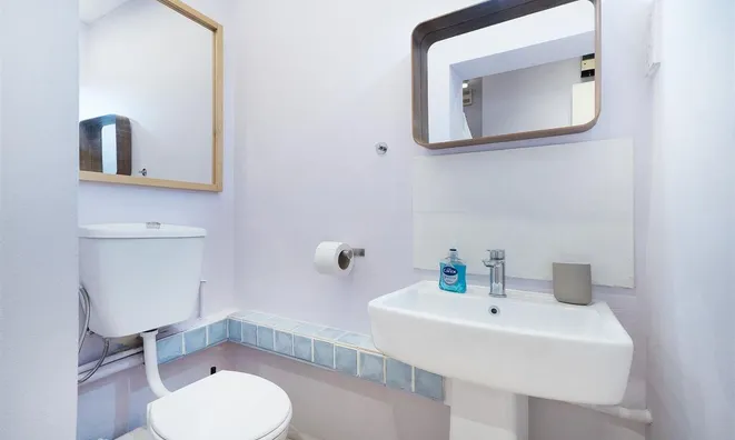 Недвижимость Wilmot Street: 4