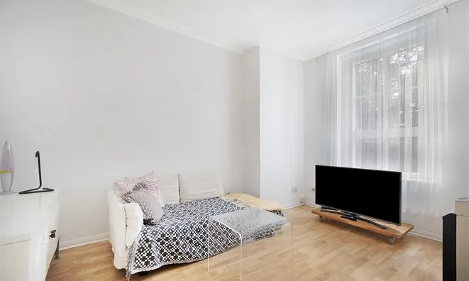 Недвижимость Wilmot Street: 9